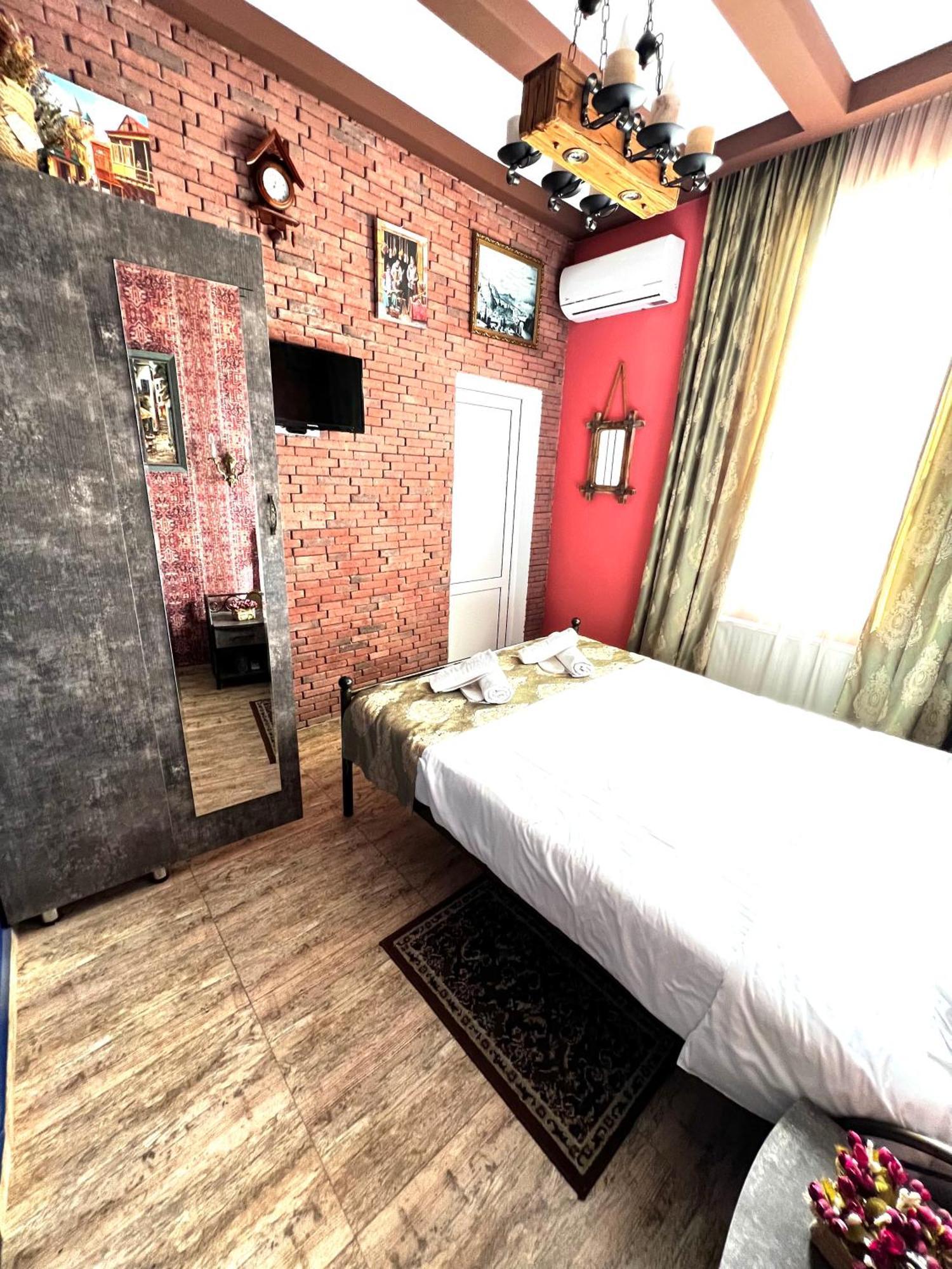 טביליסי Marani Boutique Hotel חדר תמונה
